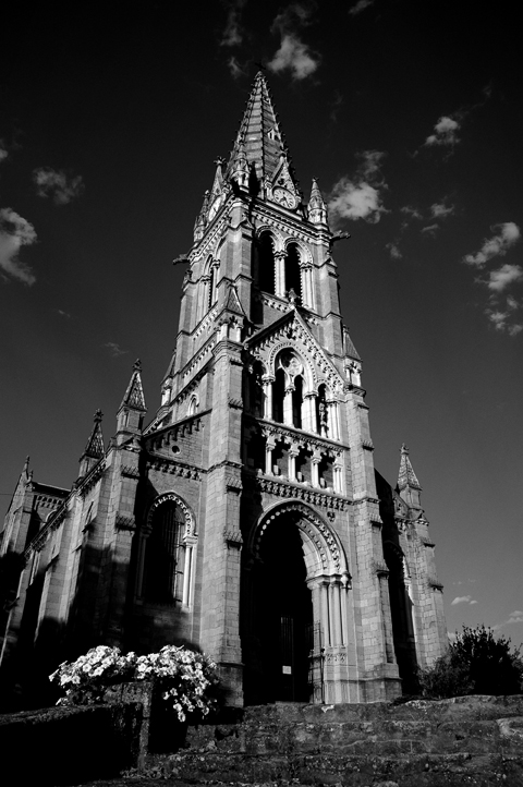 Photo noir et blanc de l''église de Saint Cyr au Mont d'Or