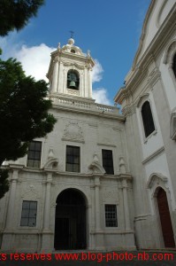 Eglise à côté du Castelo de São Jorge - Lisbonne, Portugal