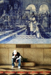 Azulejos de la salle des "pas perdus" à la gare de Sao Bento - Porto / Portugal