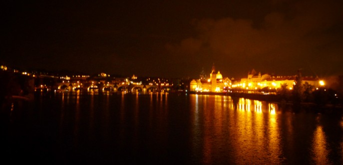 Photo de Prague by night et du Pont Charles