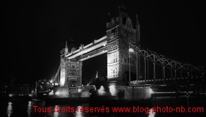 Tower Bridge de Londres - Angleterre